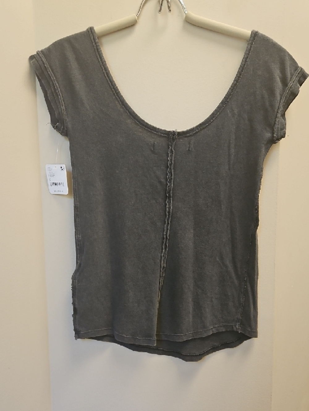 NWT Free People Washed Charcoal Scoop Neck Tee - Picture 3 of 6